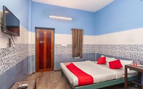 Oyo 24053 Auro Gp Guest House Auroville India